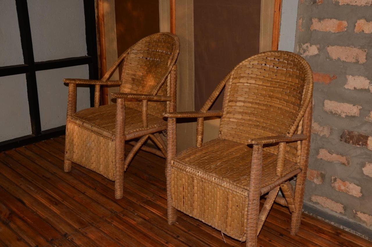 Irungu Forest Safari Lodge Katunguru Eksteriør bilde