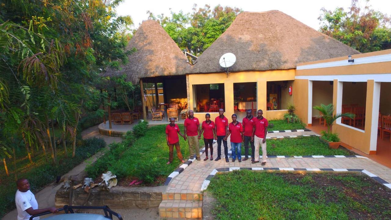 Irungu Forest Safari Lodge Katunguru Eksteriør bilde